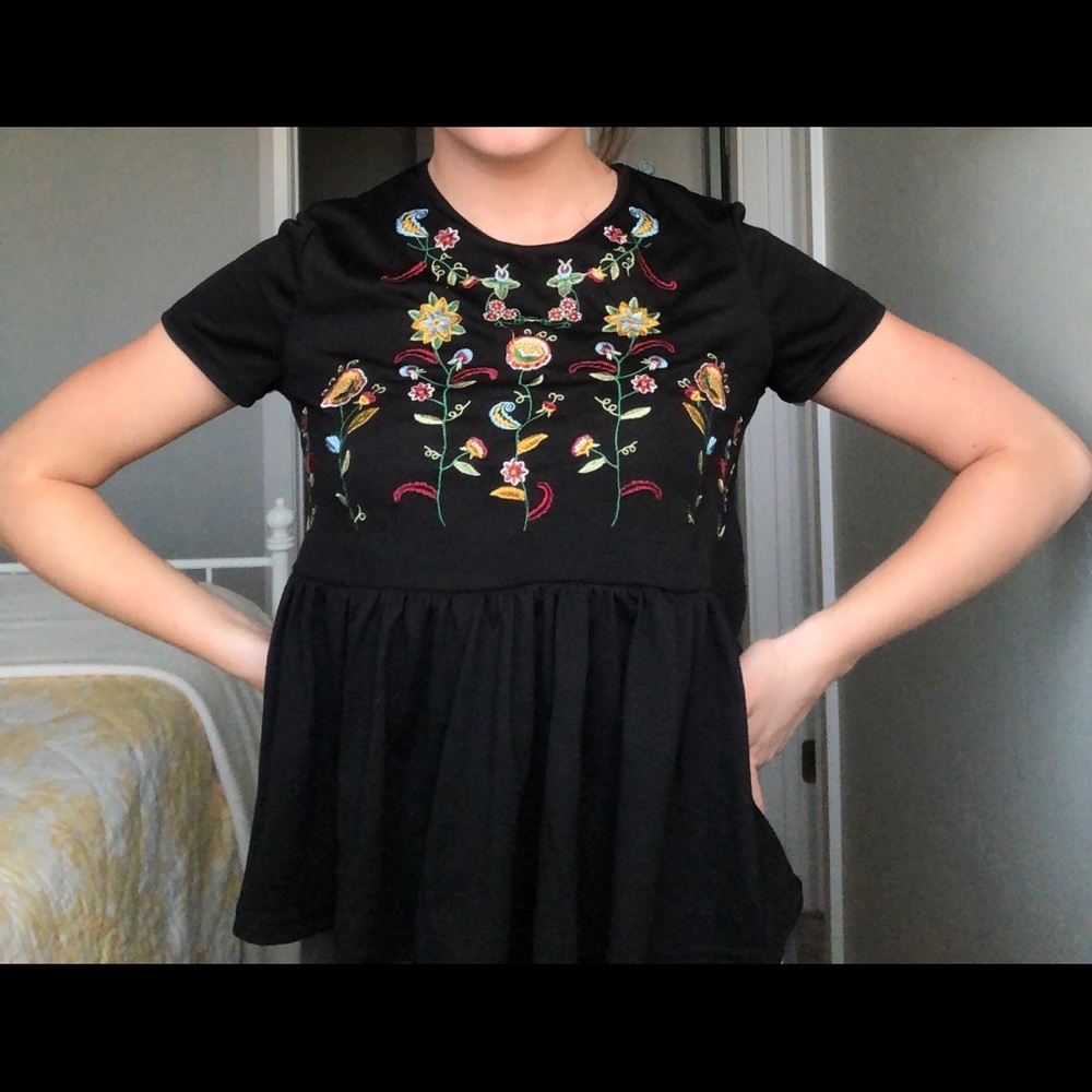 Cute Floral black short sleeve blouse